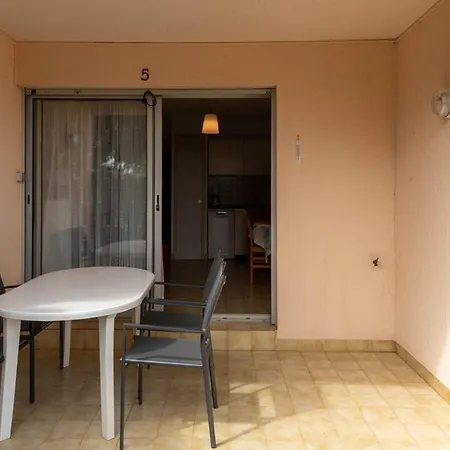 Apartamento T2 Saint Clair 550m Plage, 4 Pers., Parking - Fr-1-803-95 *
